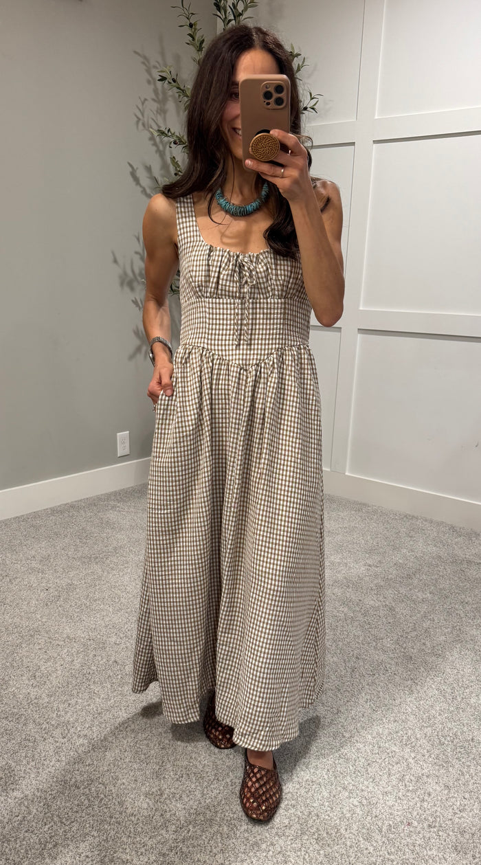 Georgia Dress | Tan/White