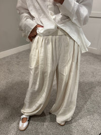 Coco Pant | Soy