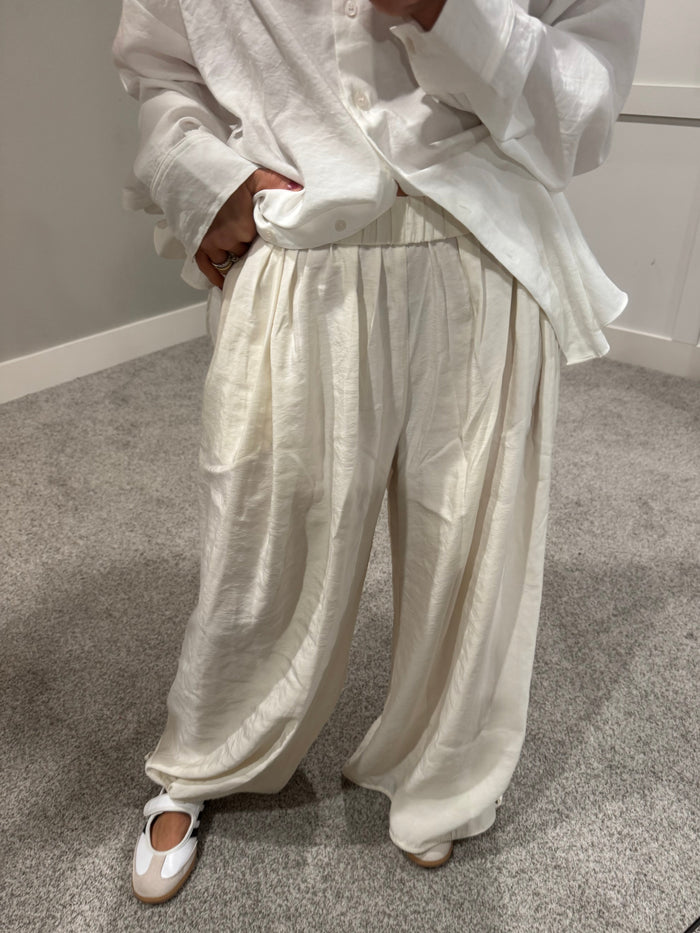 Coco Pant | Soy
