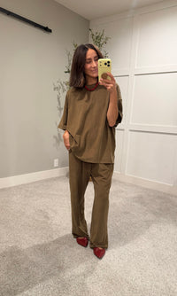 Brush Touch Pants | Deep Olive Green
