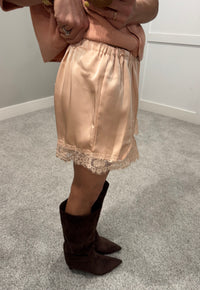 Lace Trim Shorts | Peach