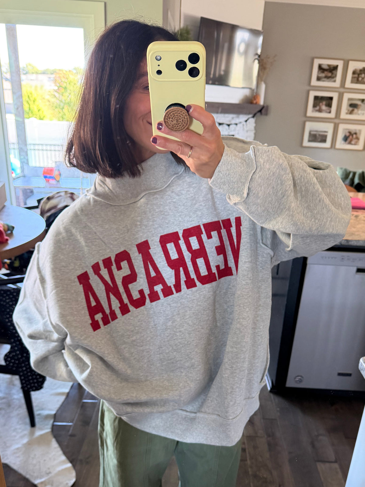 NEBRASKA/NE Reversible Mock Neck Sweatshirt | Heather Grey