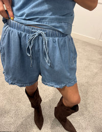 Demi Shorts