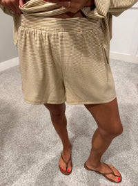 Kenzie Shorts | Latte