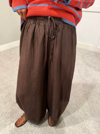 The Rosalie Lace Trim Pants | Espresso