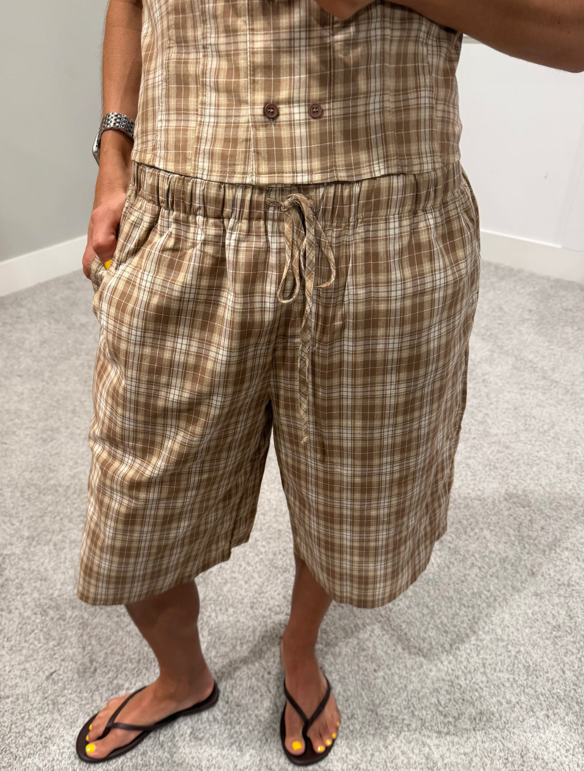 Sylvie Plaid Bermuda Shorts | Tan Plaid