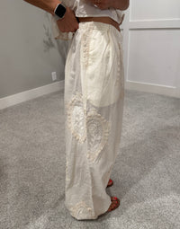 Owen Eyelet Embroidered Set | Natural