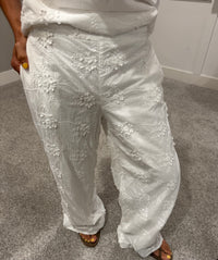 Ada Embroidered White Set