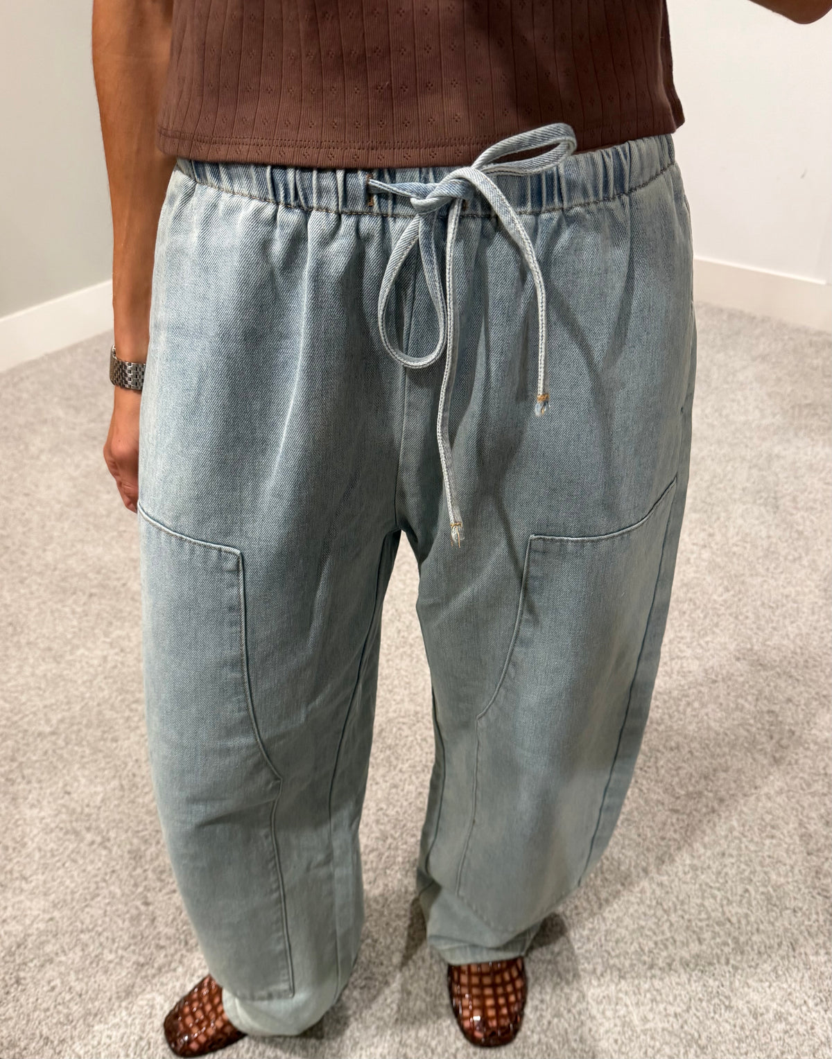 Drawstring Barrel Patch Denim Pants | DENIM