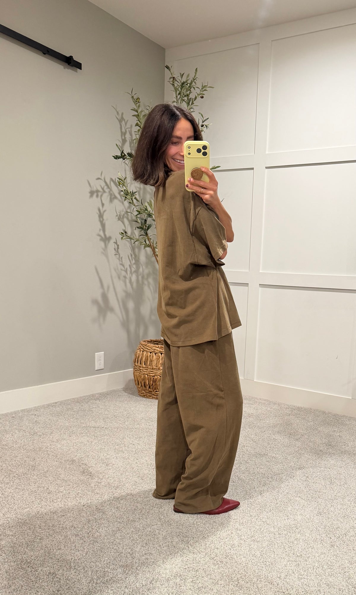 Brush Touch Oversized Top | Deep Olive Green