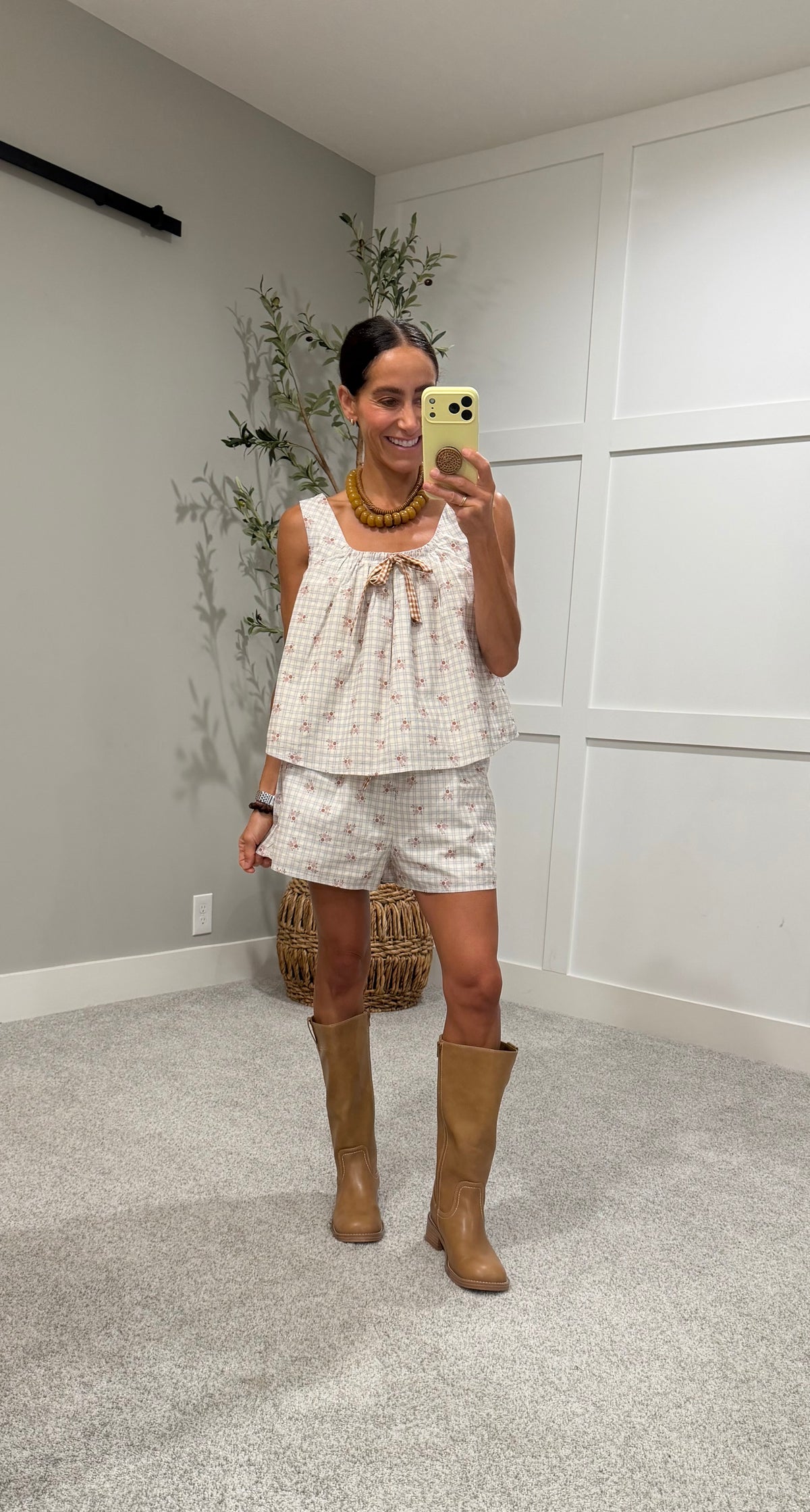 The Coastal Gingham Floral Set