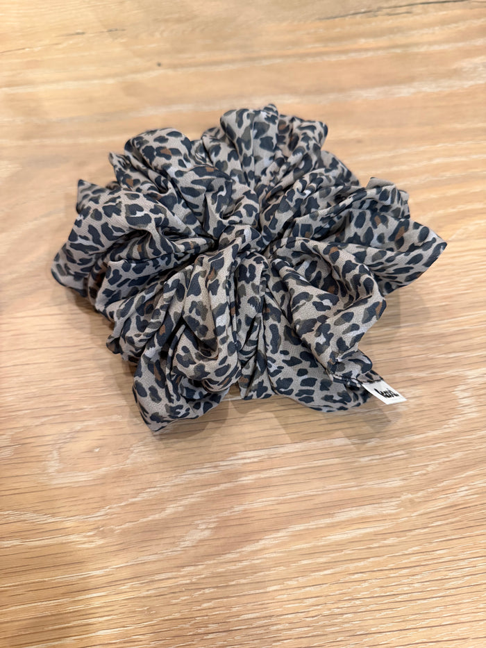 JUMBO SCRUNCHIES: CHEETAH