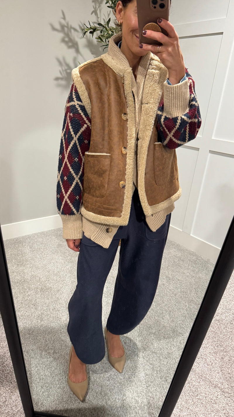 Reversible Sherpa Vest-Brown