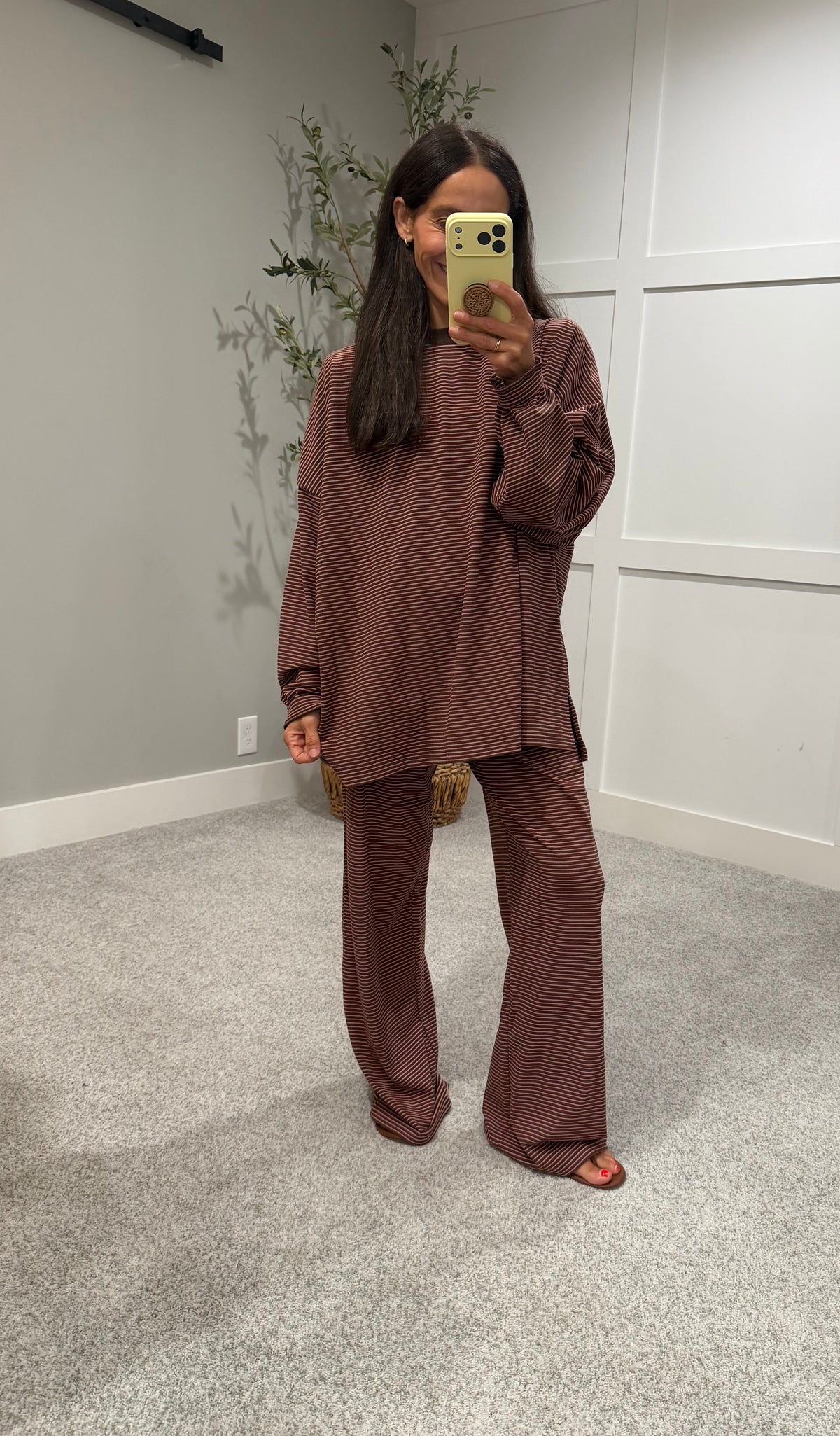 Levi Lounging Brushed Knit Pullover | Brown/Pink