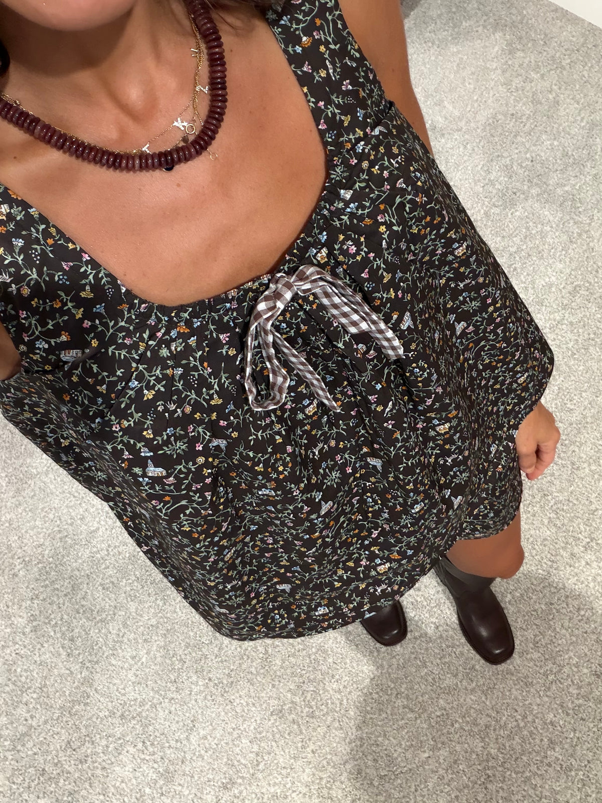 The Coastal Floral Set | Dark Brown