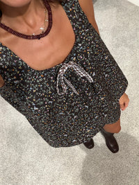 The Coastal Floral Set | Dark Brown