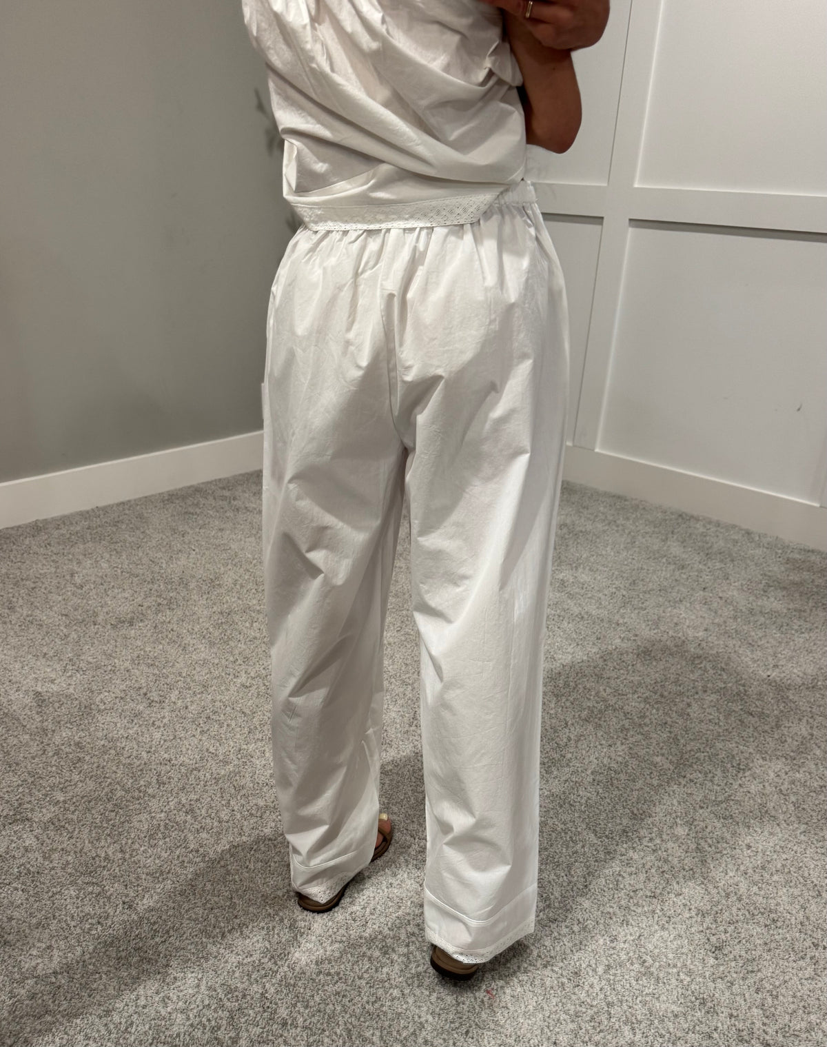 Cece Eyelet Hem Pants | Off White