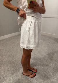 Eyelet Lace Trim Shorts | Off White