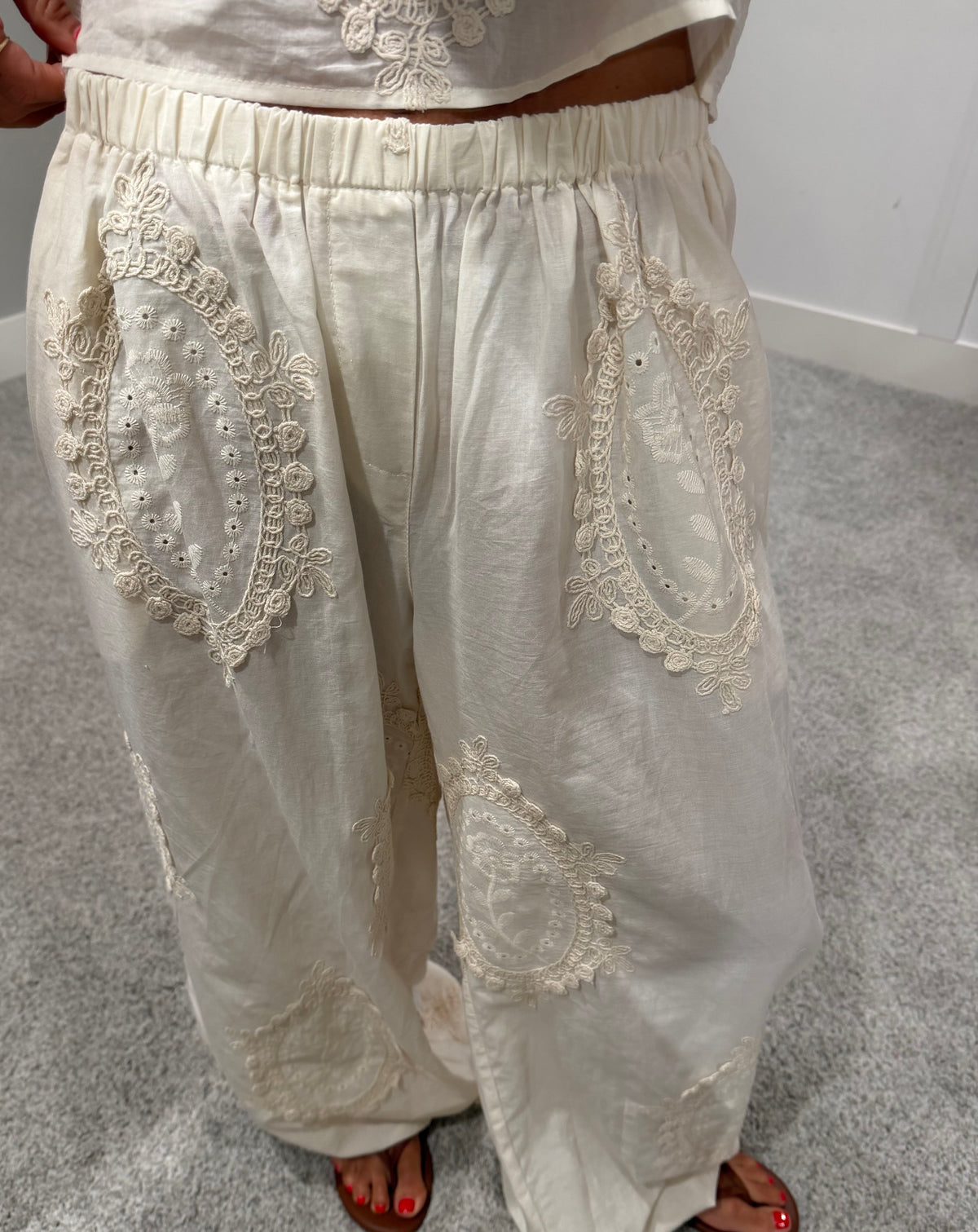 Owen Eyelet Embroidered Set | Natural