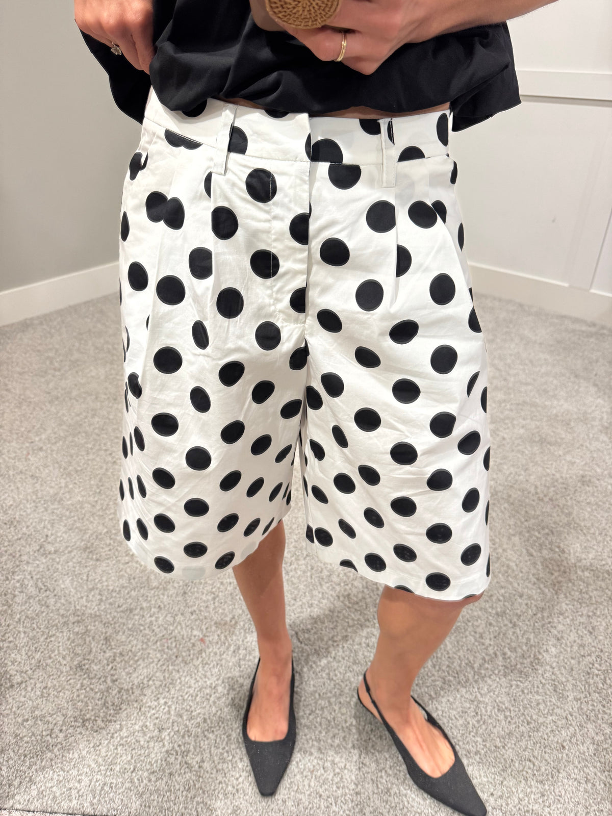 Lucy Pleated Polka Dot Trouser Shorts| White/Black