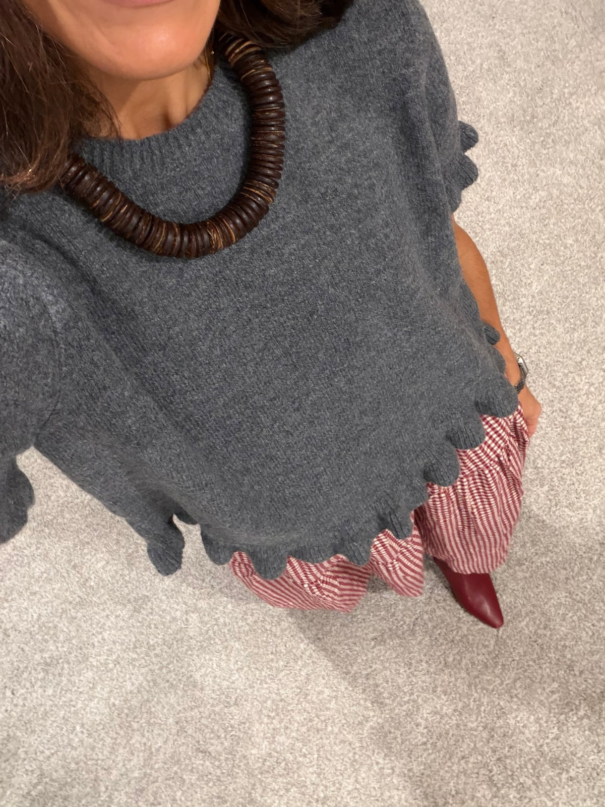 Ruffle Hem Short Sleeve Sweater Top | Charcoal