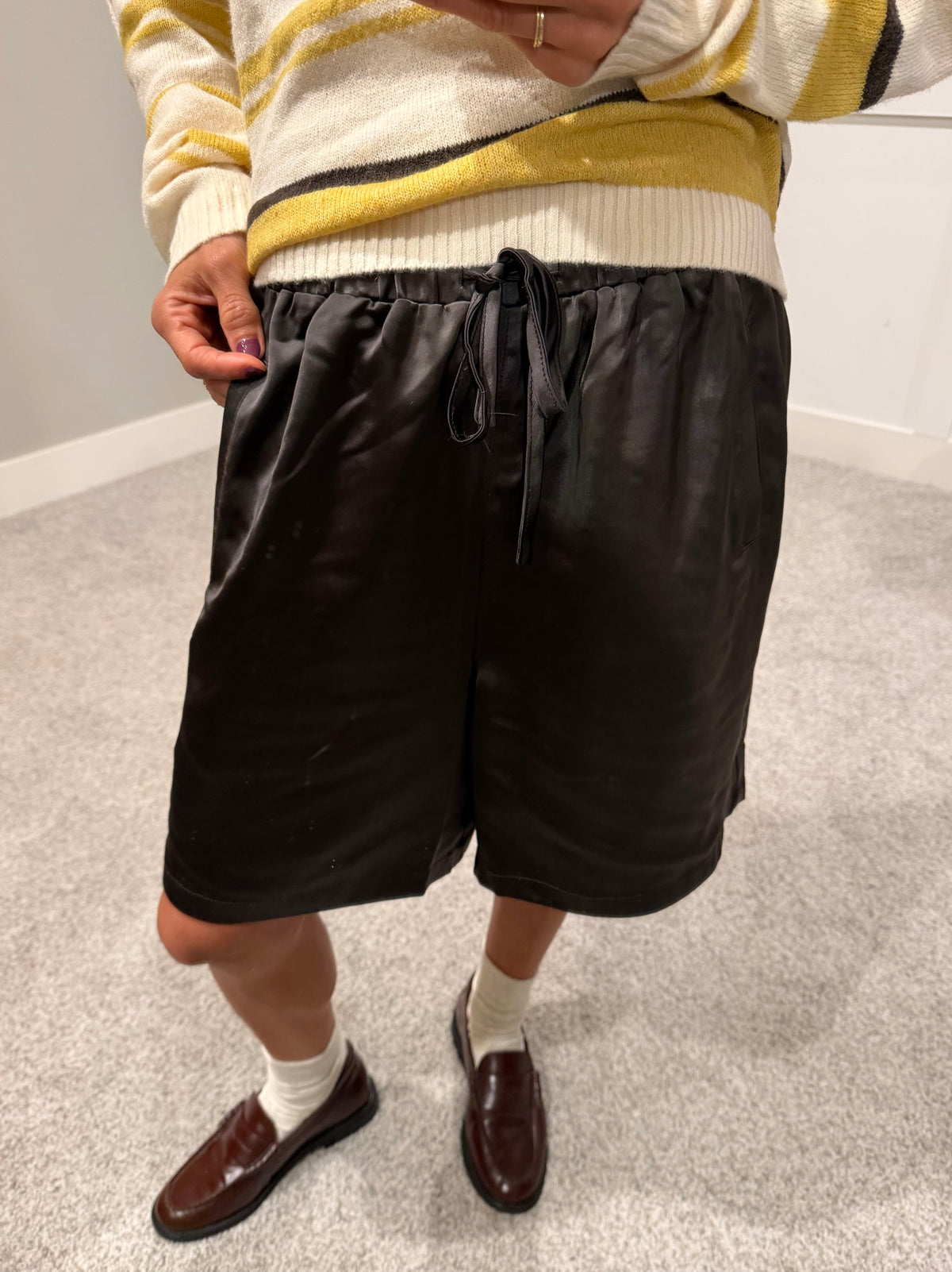 The Sloane Satin Bermudas | Espresso