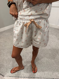 The Coastal Gingham Floral Set