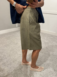 Olive Bermuda