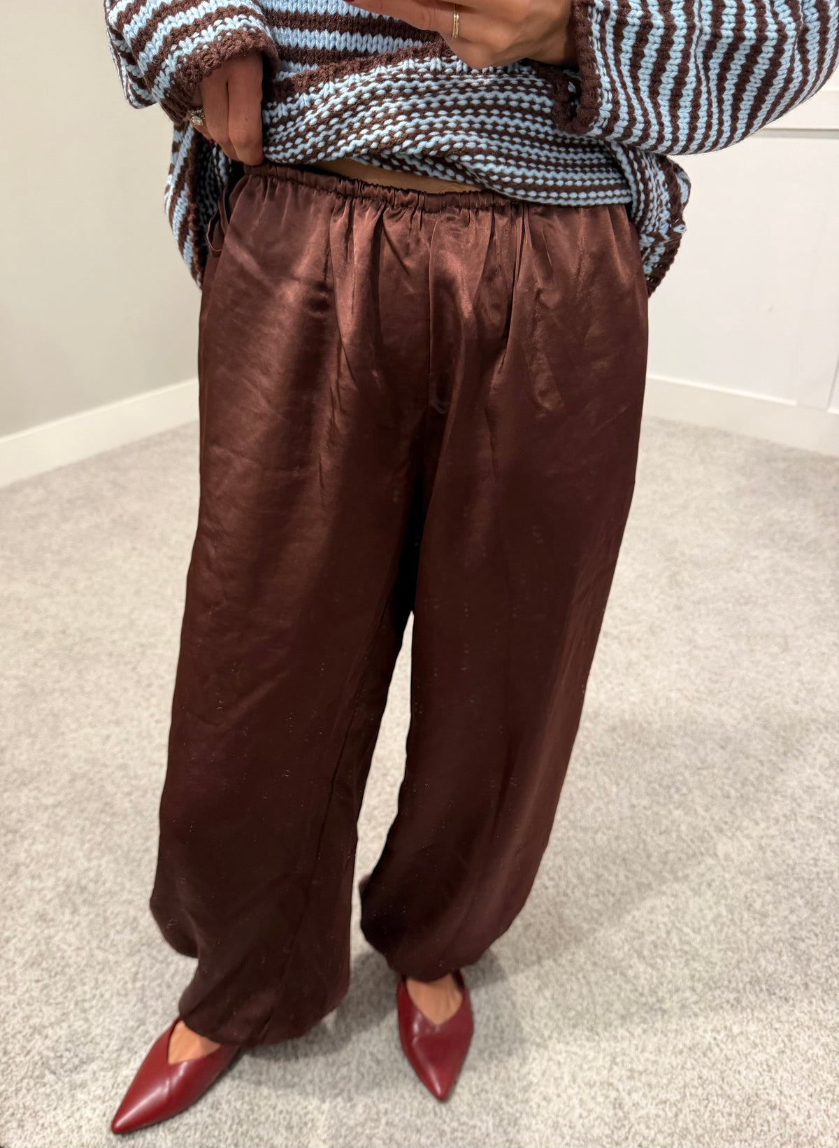 Satin Balloon Pants | Brown