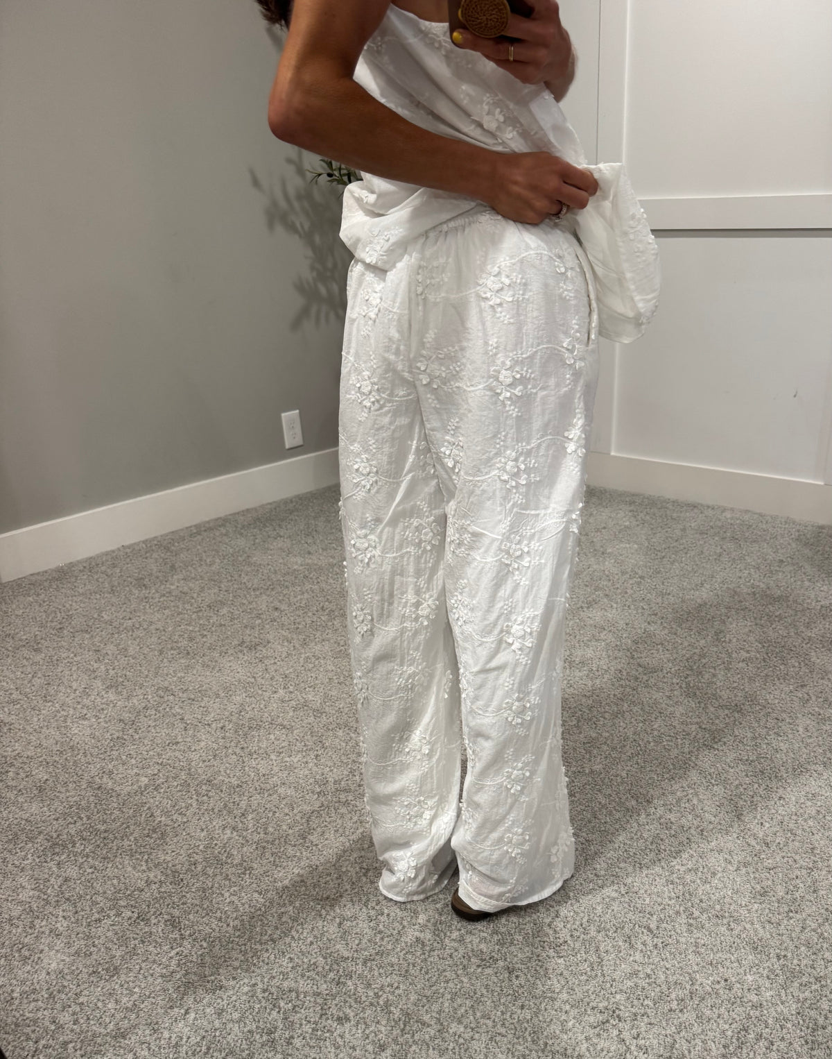 Ada Embroidered White Set