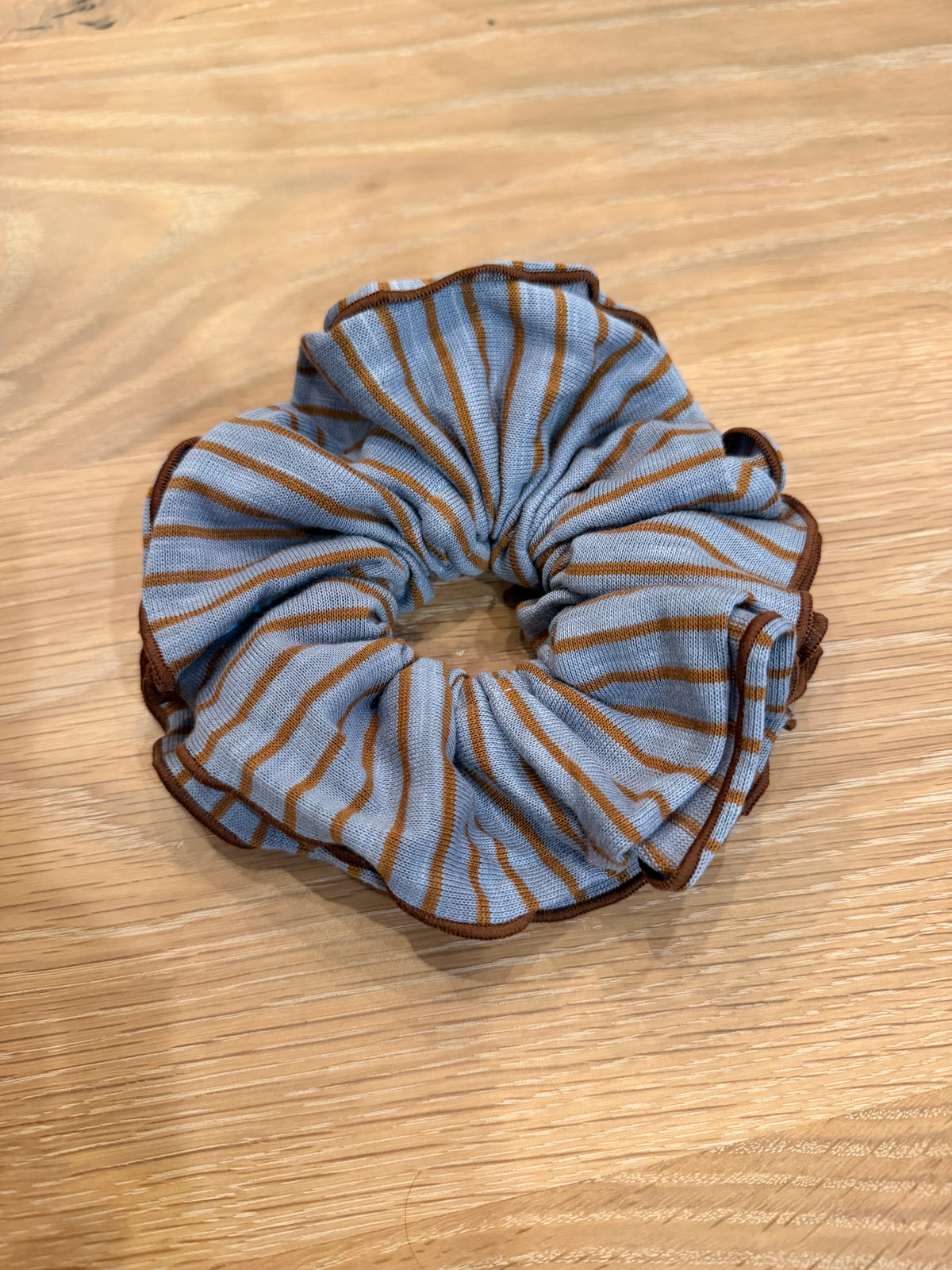 STRIPED CORSET SCRUNCHIE: BLUE AND BROWN