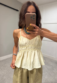 Amore Top | Pale Yellow