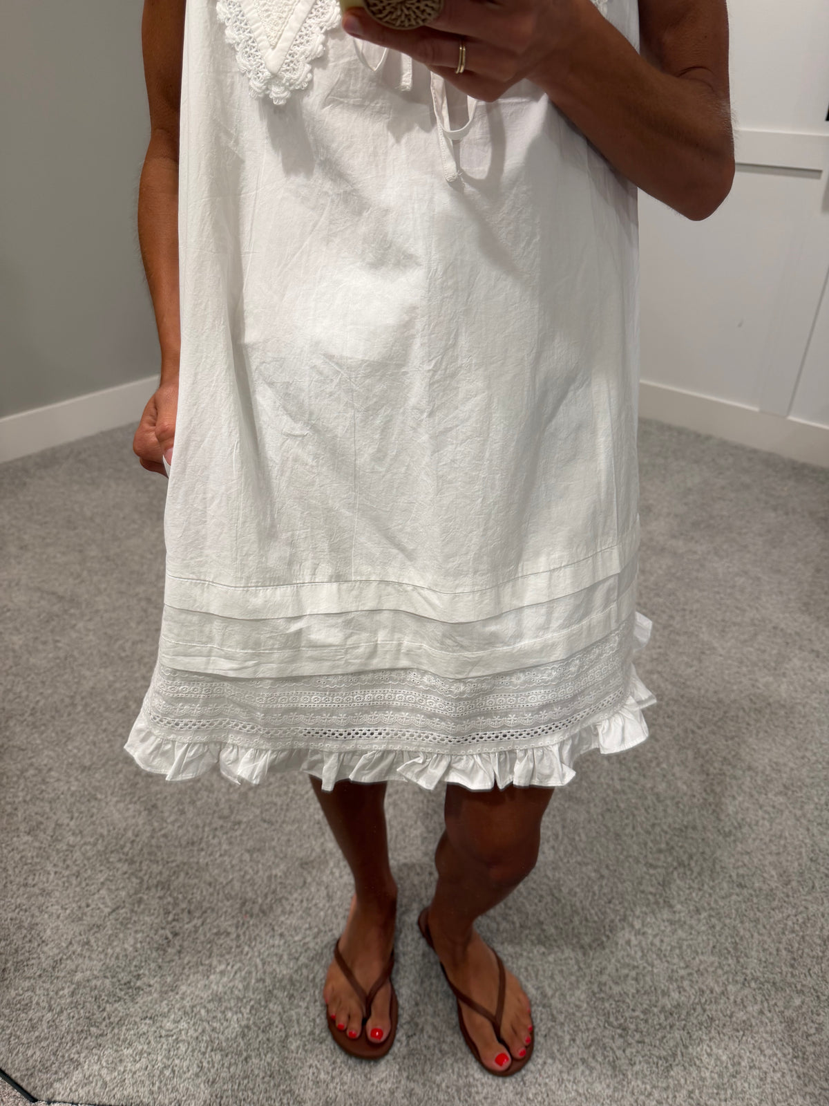 Big Collar Ruffle Hem Dress | White