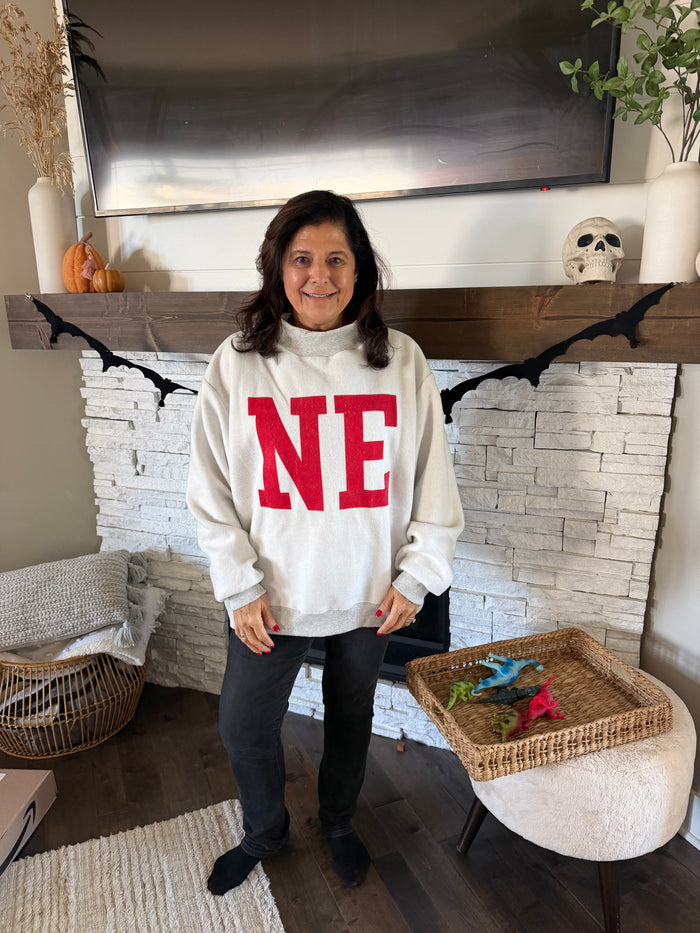 NEBRASKA/NE Reversible Mock Neck Sweatshirt | Heather Grey