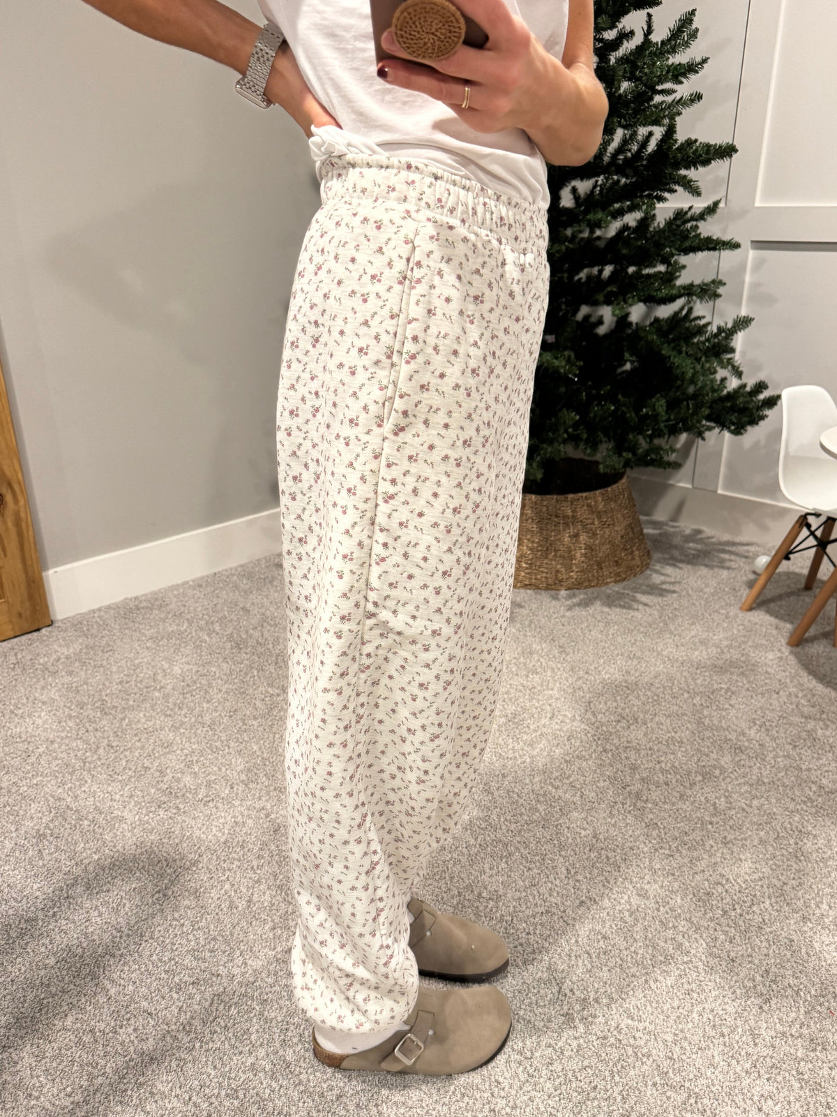 Evie Ditsy Floral Joggers
