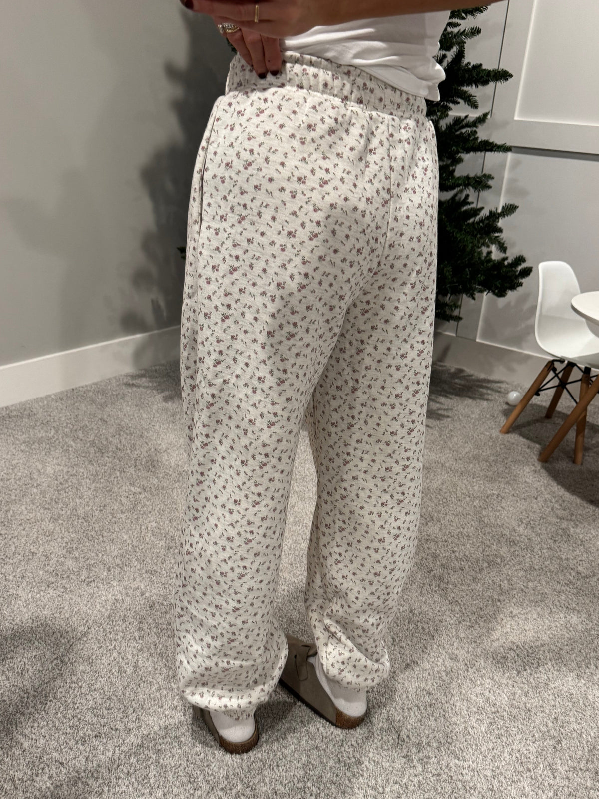 Evie Ditsy Floral Joggers