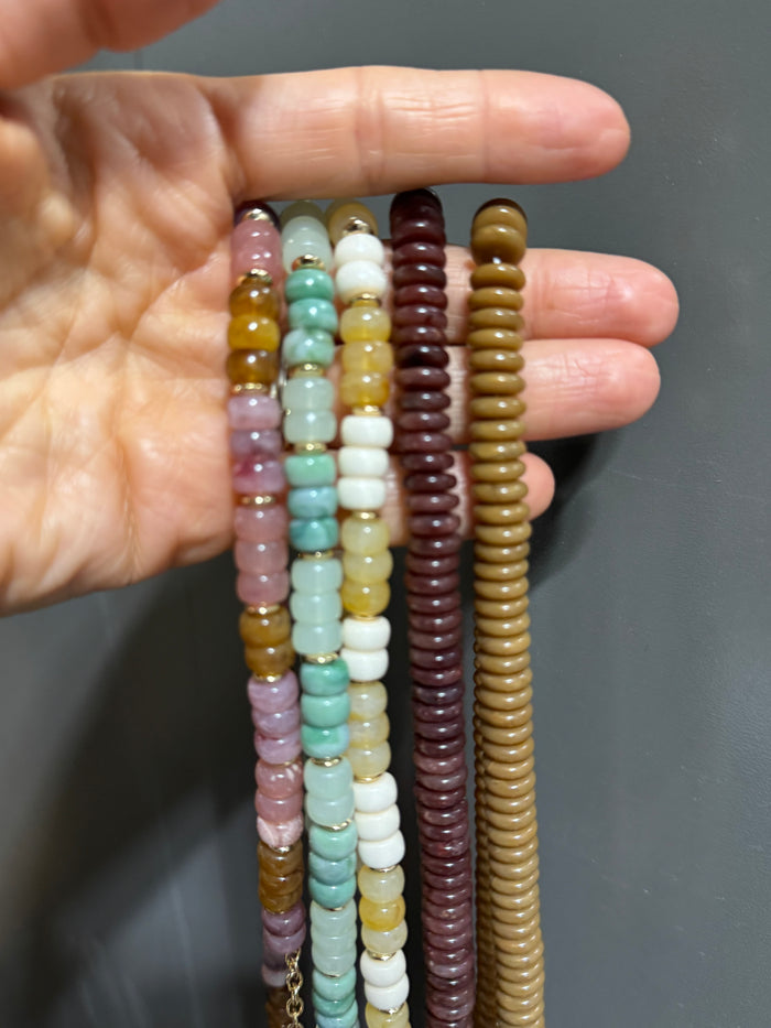 Wide Marble Beaded Necklace | Burgundy