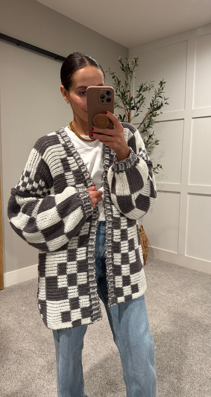 Oversized Checkered Open Cardigan | Dark Grey