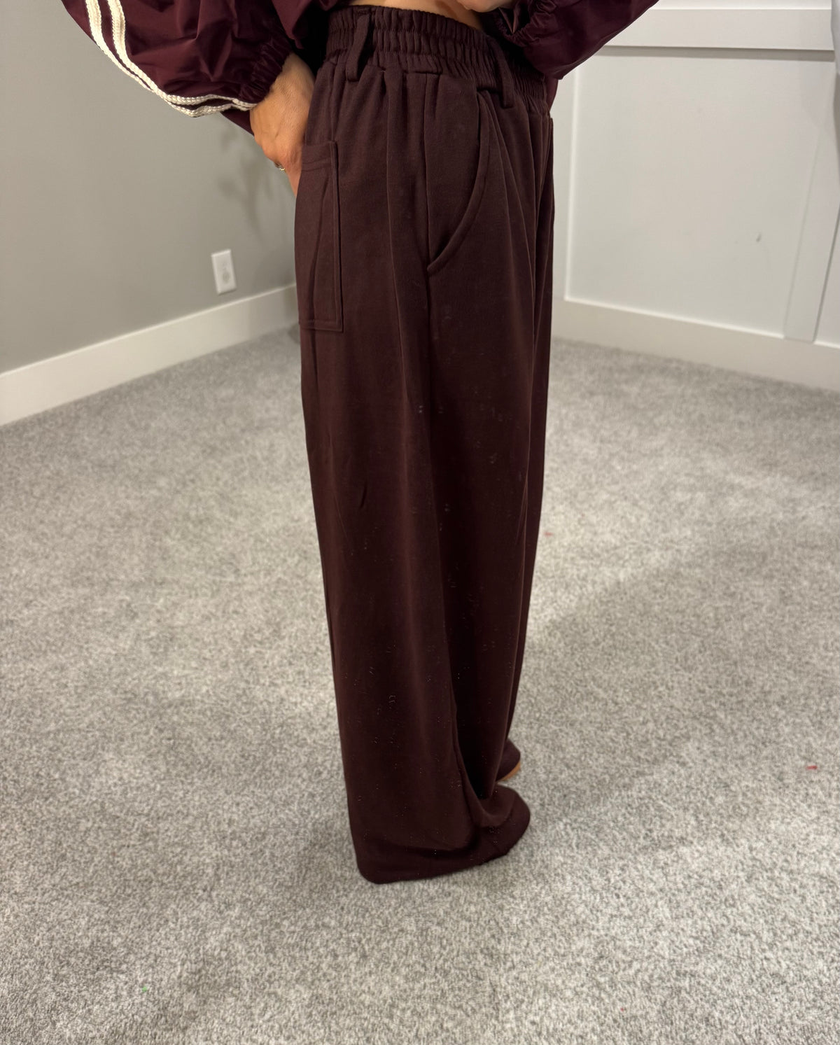 Tailored Wide Leg Knit Sweatpants | Maroon