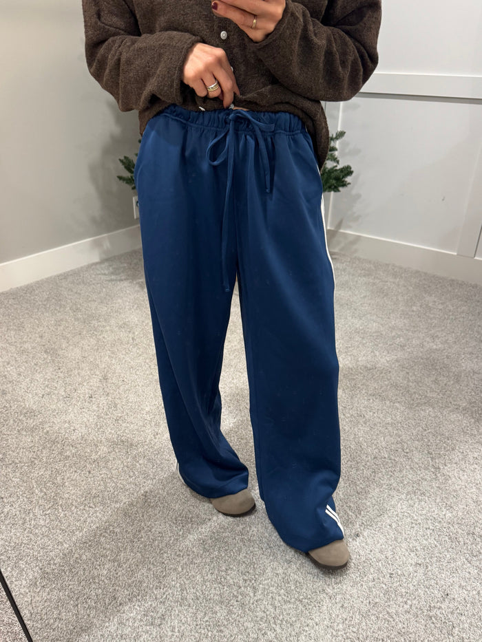 Scuba Track Pants | Blue