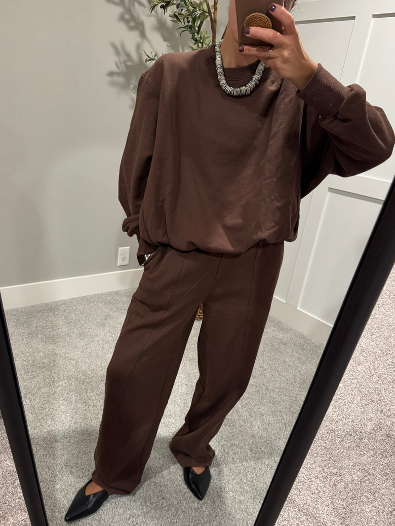 Slight Barrel Loose Fit Sweatpants | Chocolate Brown