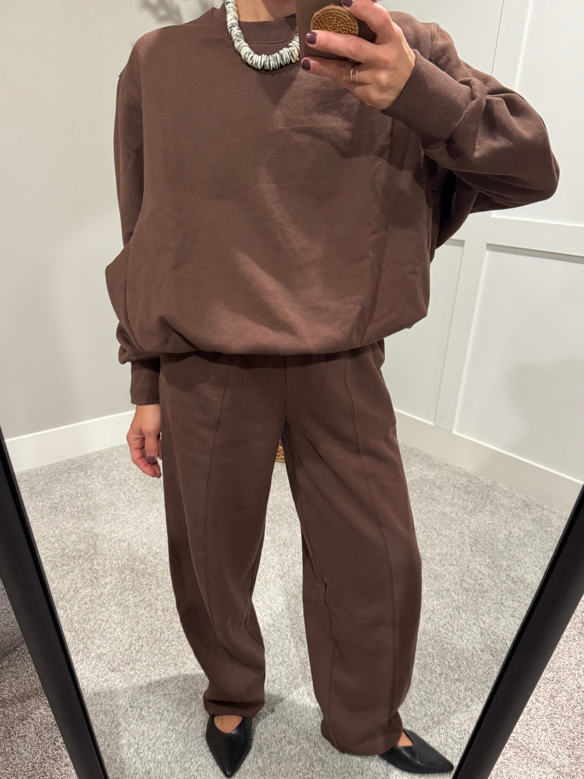 Slight Barrel Loose Fit Sweatpants | Chocolate Brown