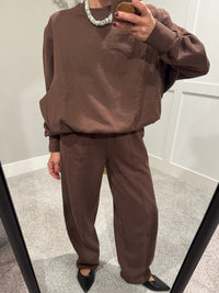 Slight Barrel Loose Fit Sweatpants | Chocolate Brown