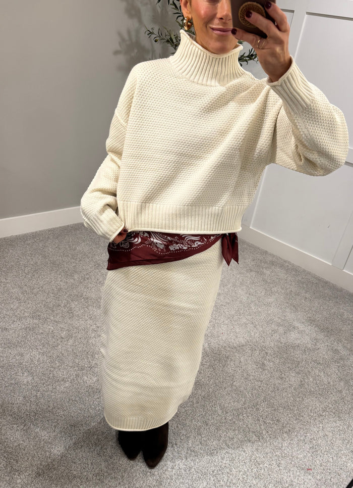 Textured Sweater & Skirt Set | Cream
