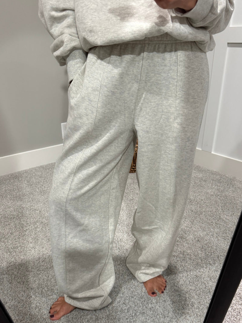 Slight Barrel Loose Fit Sweatpants | Heather Oat