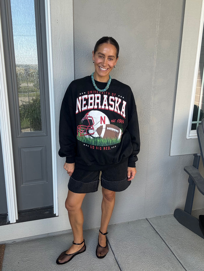 Perfectly Oversized Vintage Husker Sweatshirt – Black