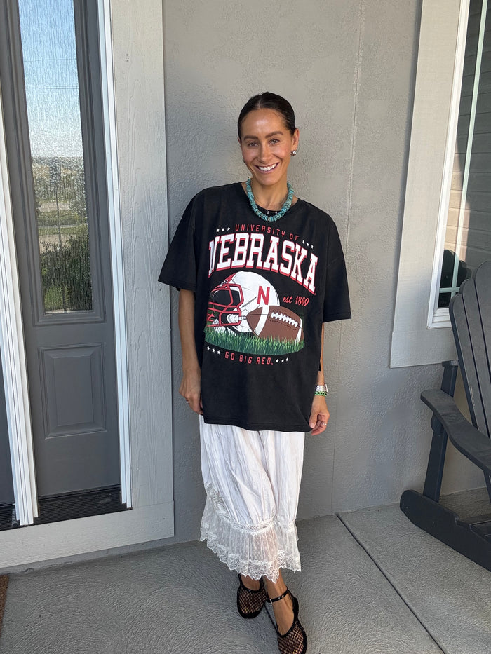 Perfectly Oversized Vintage Husker T-shirt in Blackwash