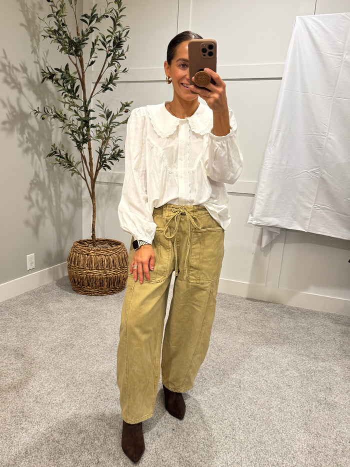 White Round Collar Blouse