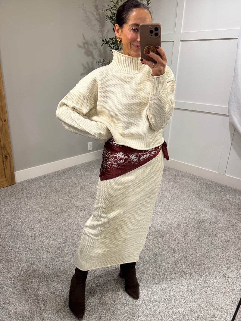 Textured Sweater & Skirt Set | Cream
